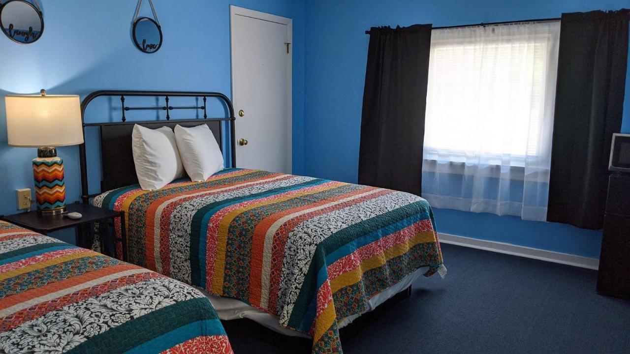Blue Ridge Motel Schroon Lake Exteriér fotografie
